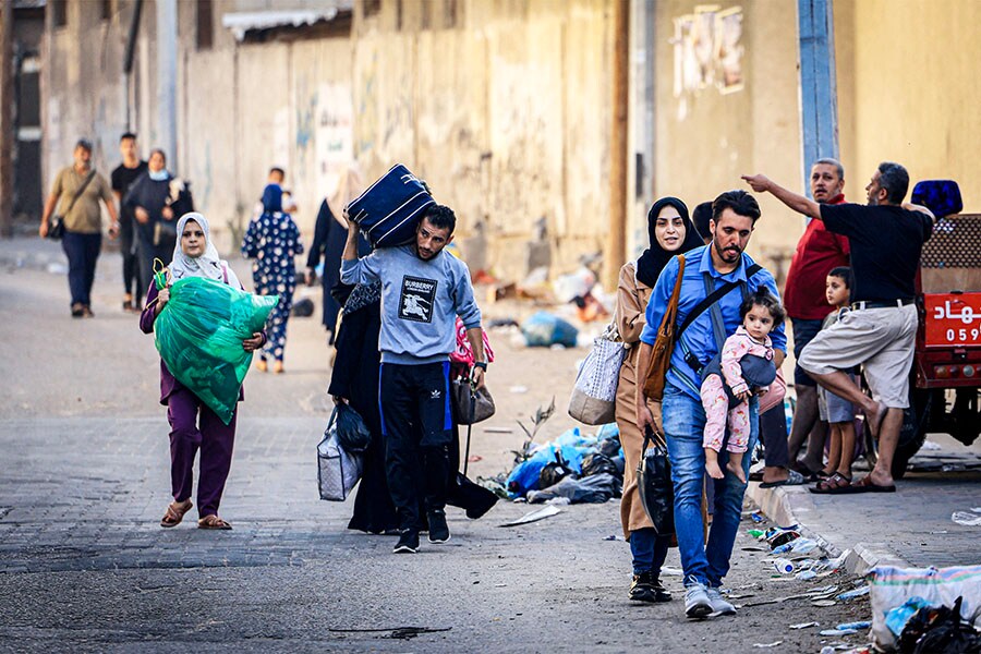 Photo of the Day: Searching for safety