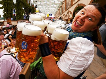 Beer high at Munich Oktoberfest, American and Soviet cosmonauts on higher ground, and highly improbable non-human: Eye-catching photos of this week