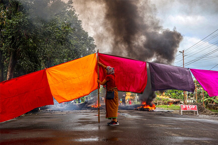 Photo of the day: Protesting for peace