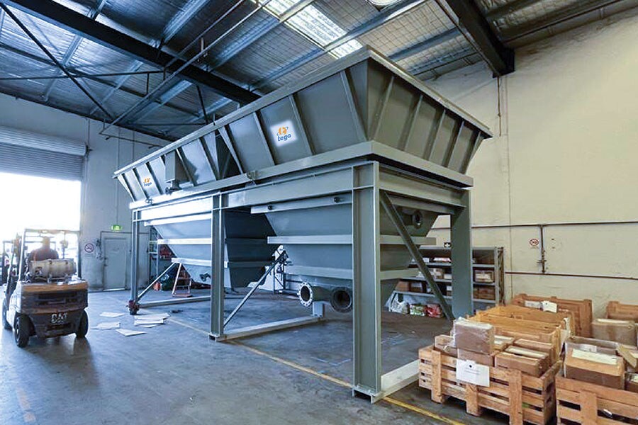 Tega Industries’ material handling chutes play a pivotal role in facilitating the efficient transportation of bulk materials within industrial facilities