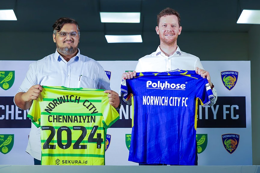 A Memorandum of Understanding (MoU) was signed by Ekansh Gupta, Vice President of Chennaiyin FC (left) and Sam Jeffery, Commercial Director at Norwich City FC. Image: Courtesy Norwich City FC