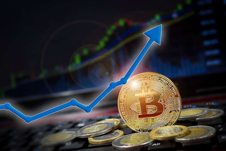 Bitcoin records a two-year high and crosses the ,000 threshold