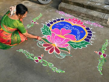 In Photos: New Year celebrations around the world