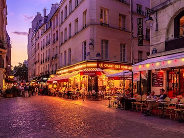 Netflix shows 'Emily' and 'Lupin' drive Paris tourism