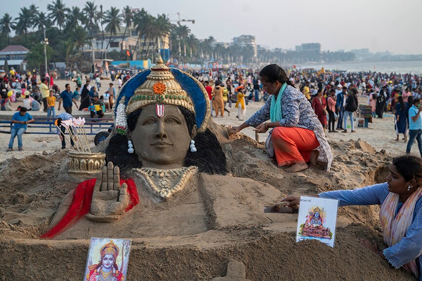 Photo of the Day: Enthusiasm for Pran Pratishtha