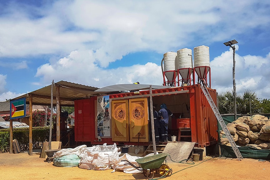 The waste is offloaded and transported to the plant. The trash is further segregated into what can be used at the plant and what can be sent for recycling to Sombra Matsinhe, who is the partner of the National Park. Image: Khursheed Dinshaw