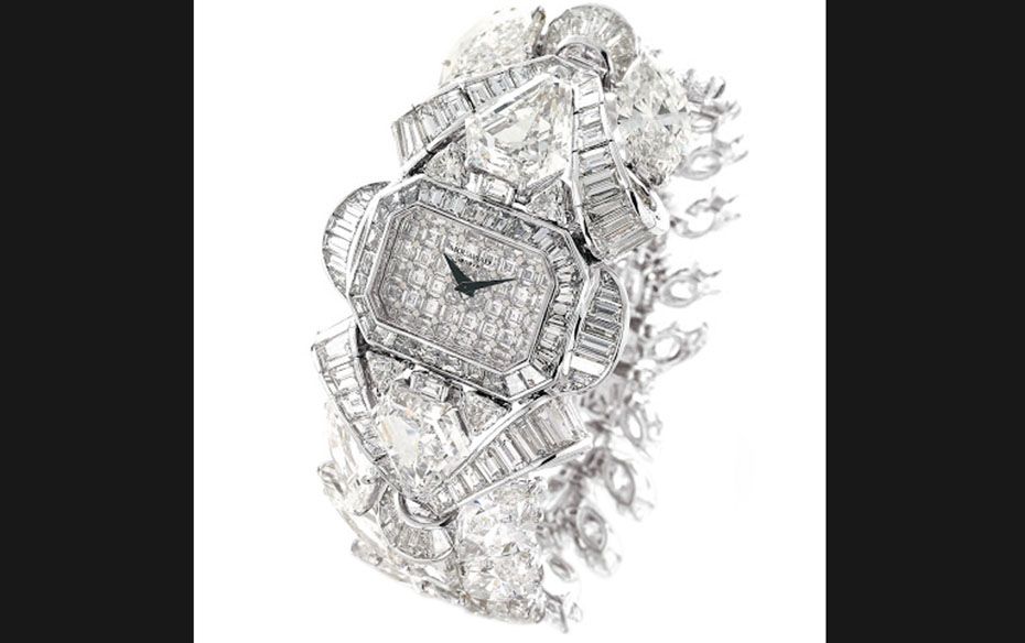 Extreme Indulgence MOUAWAD’s SNOW WHITE PRINCESS DIAMOND WATCHIf diamonds are a girl’s b