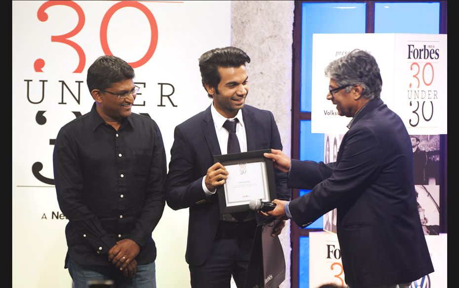 Rajkummar Rao felicitated by R Jagannathan and Senthil Chengalvarayan, editor-in-chief, Network18 Bu