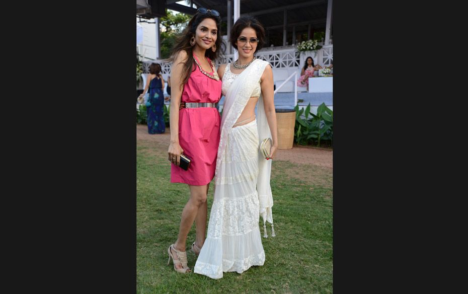 Madhoo Shah & Vidya Malwade                        