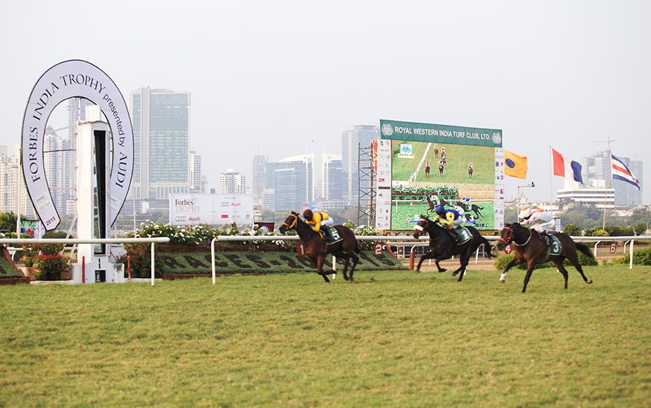 The Forbes India Trophy race in progress at Mumbai’s historic Mahalakshmi Race Course         