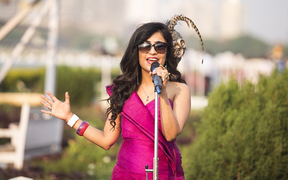 Singer Shibani Kashyap performed some classics for an enthralled audience                        