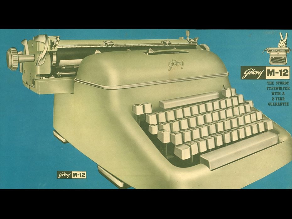 M12 – first typewriter with interchangeable carriagesThe interchangeable carriages was a signi