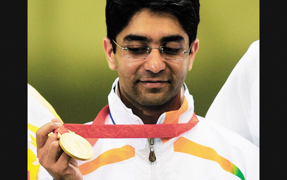 Abhinav Bindra with his individual gold medal in 2008                        