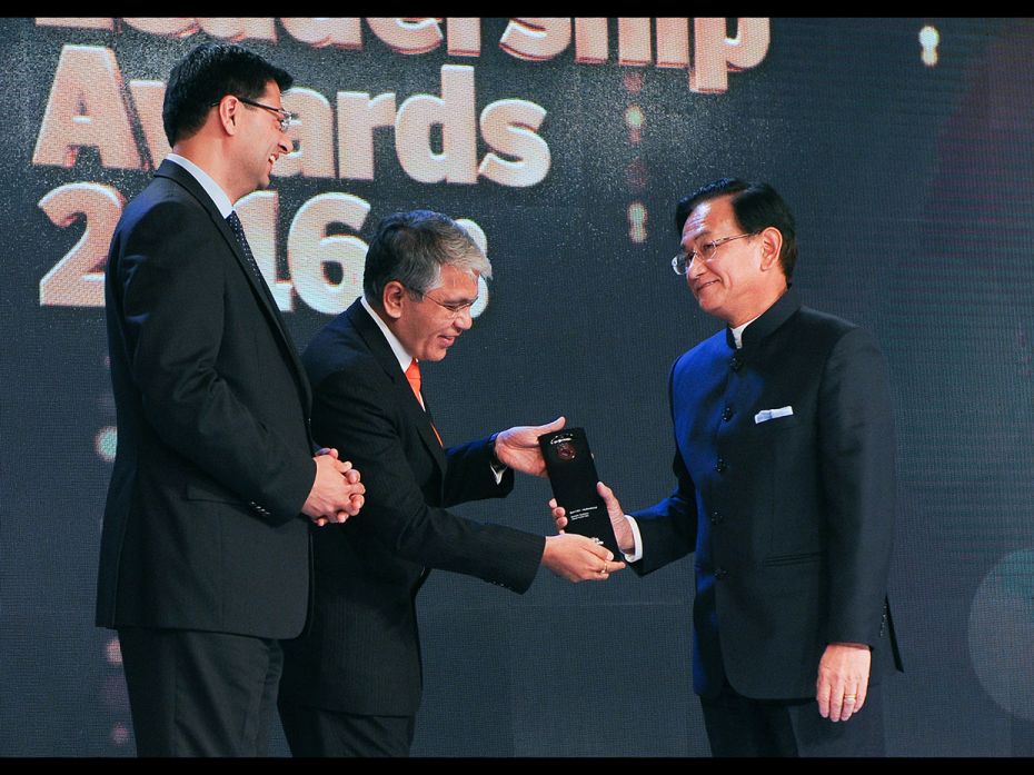 Maruti Suzuki MD Kenichi Ayukawa awarded ‘Best CEO – Multinational Company’ at FIL