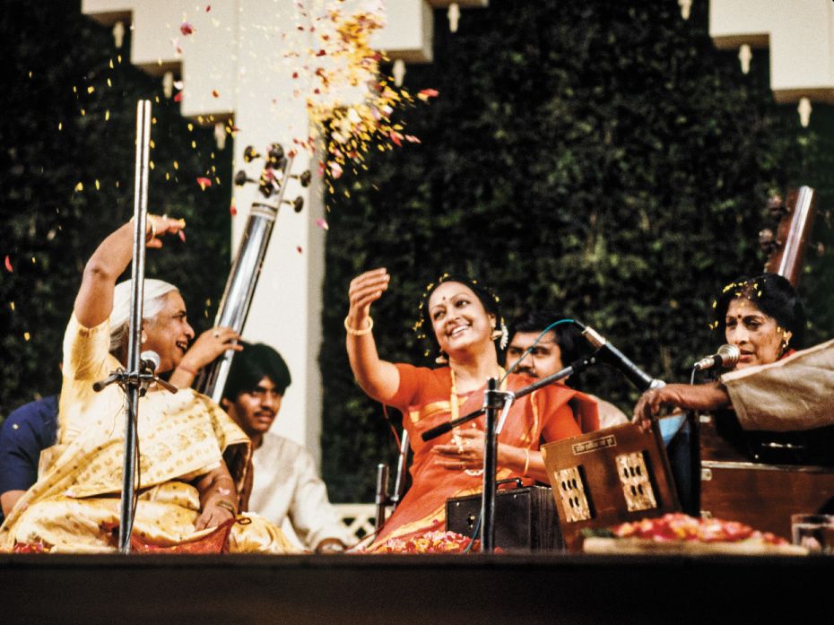 Girija Devi (far left), renowned vocalist of the Seniya and Benaras gharanas, and Kishori Amonkar (f