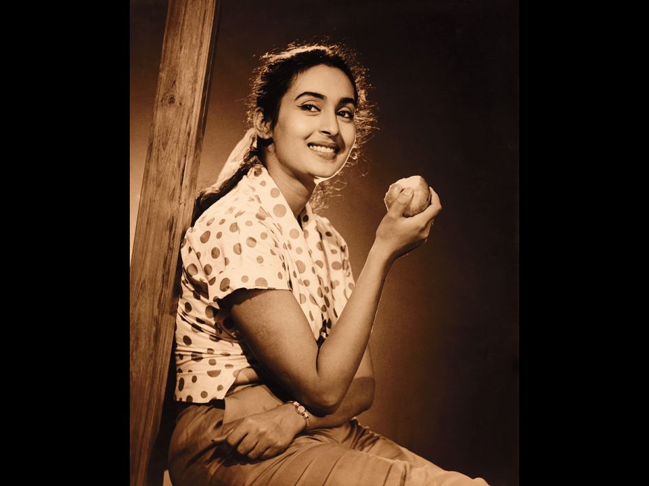 NutanA publicity still for Dilli Ka Thug (1958). The lighting is such that it allows her image to be