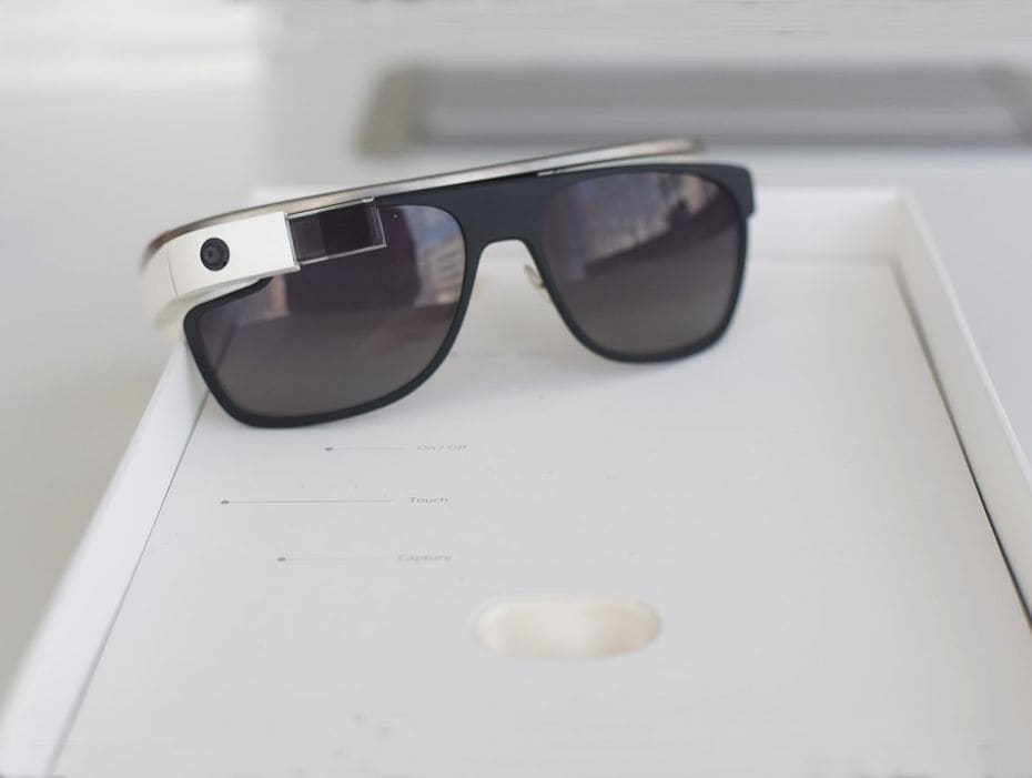 Google Glass2013-2015When Google launched these ‘smart glasses’ with a built-in camera, 