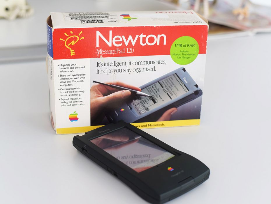 Apple Newton1993-1998Apple’s personal digital assistant was marketed as the future of computin