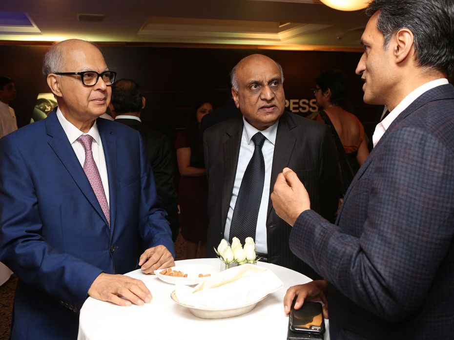 (Left) Ranjit Shahani, vice chairman and managing director, Novartis India; Hari Mohan Bangur, manag