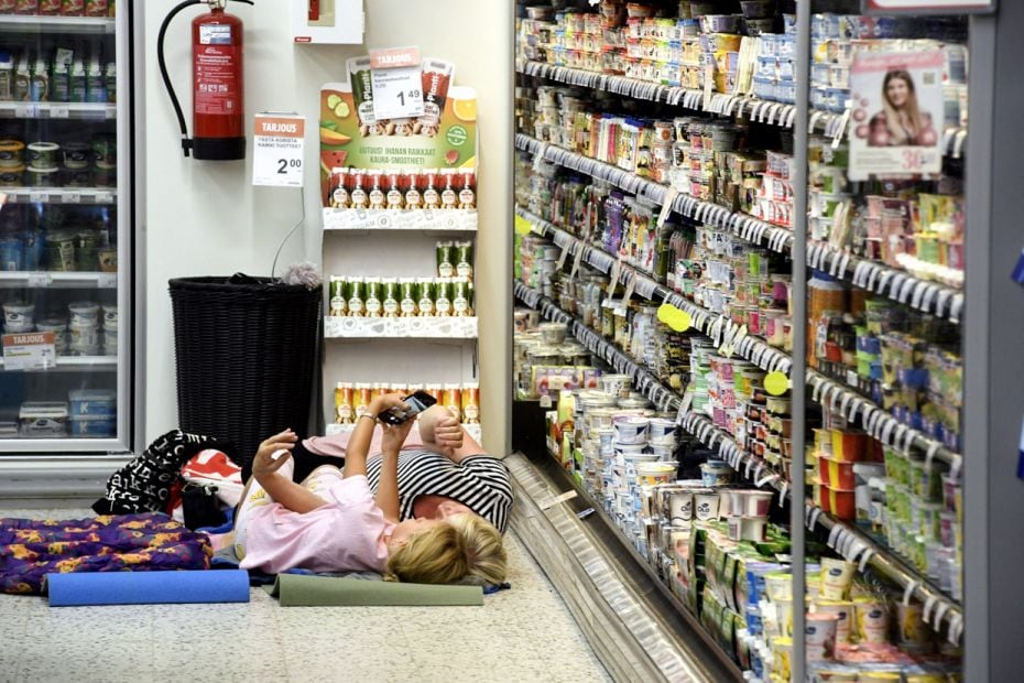 A local grocery store invited customers for a sleepover to cool off as the heatwave continues in Hel