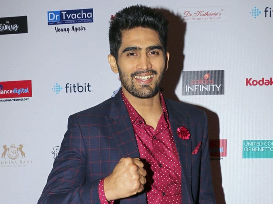 Overall Rank: 96Vijender SinghCategory: SportsAge: 33Earnings 2018: Rs 6.4 croreEarnings 2017: -    