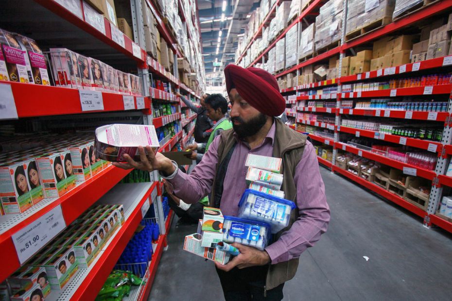 In November 2006, Walmart launched its wholesale cash-and-carry business in India in a joint venture