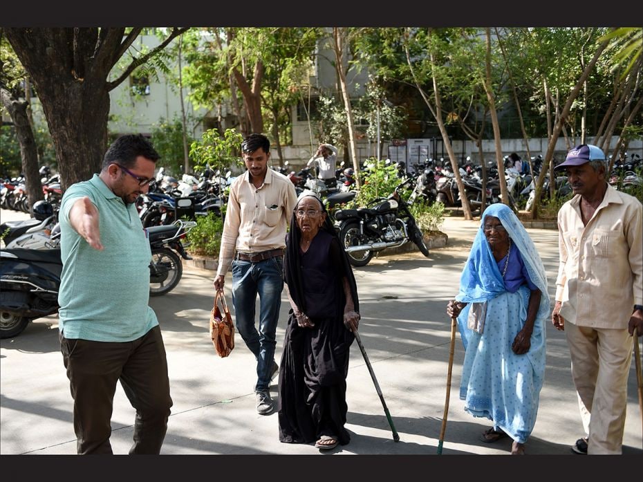 Indian centenary voters arrive to participate in 'Shatayu Samman', an event dedicated to cen