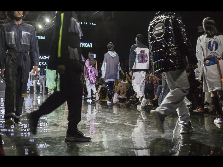 Best foot forward: Models sync steps at the #StreetFeat show at the Lakme Fashion Week Winter/Festiv