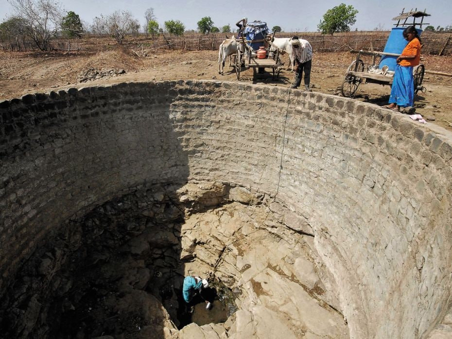 Groundwater Management
Successive crop failures in the arid Deccan plateau and groundwater depletio