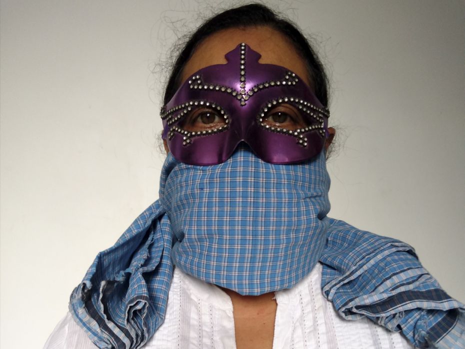 The authentic Kerala lungi mask here, though somewhat effective, has a touch of the roots of the sta