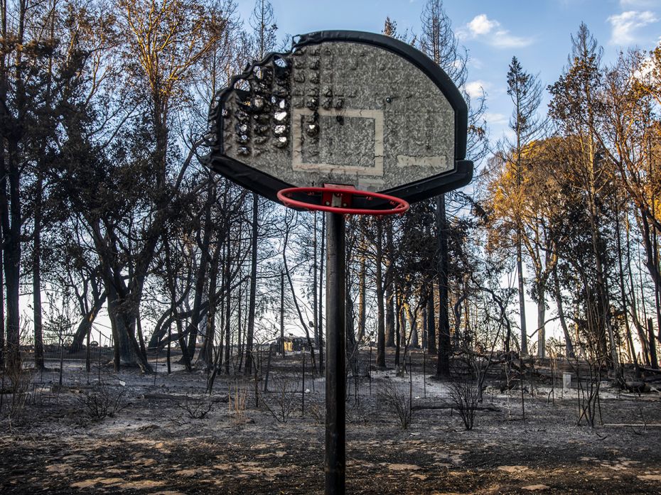 SANTA CRUZ, CA - AUGUST 21: Scenes of total devastation by the CZU  Lightning Complex fire are visib