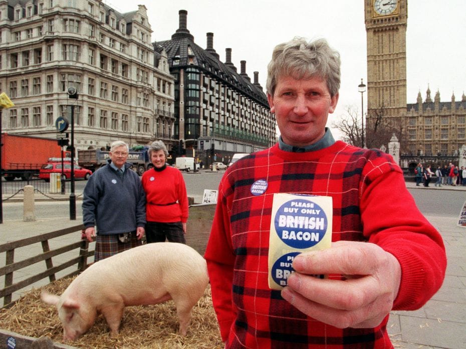 UK, 2000
Pig farmer William Marwick of Cowfords Farm, Fochabers, Scotland (right), with colleagues 