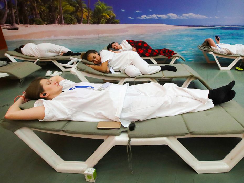 Students of Yevdokimov Moscow State University of Medicine and Dentistry have a rest at a temporary 