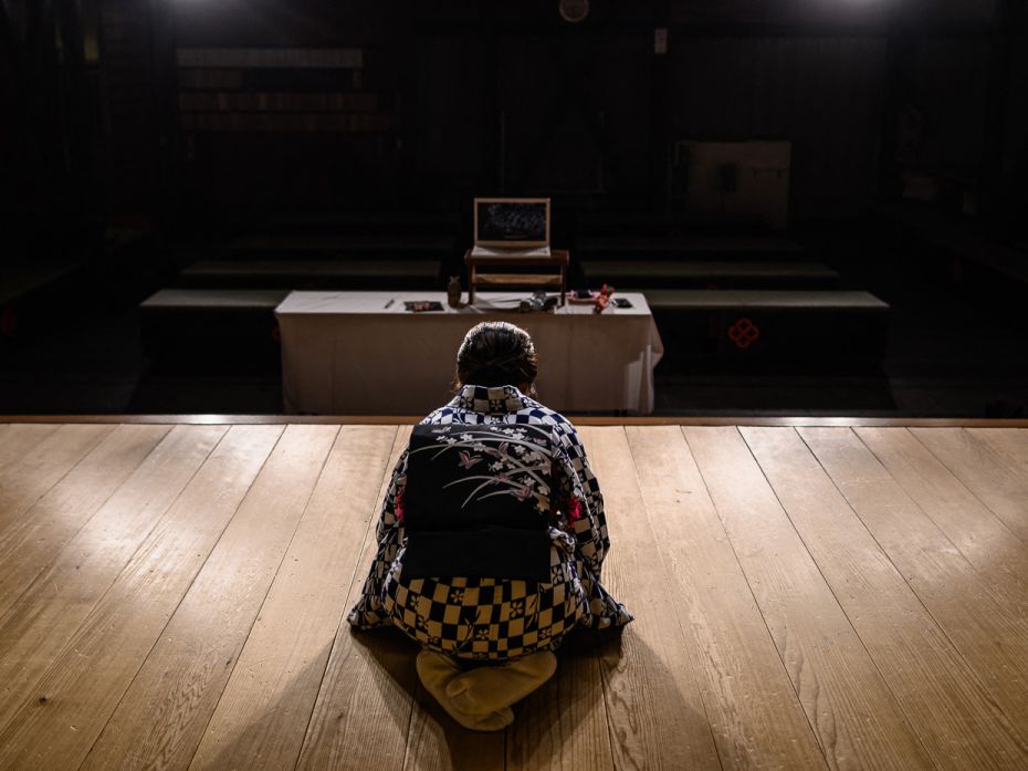 MEET GEISHA PROJECT, JAPAN
A geisha rehearses for an online drinking party with clients in Hakone i