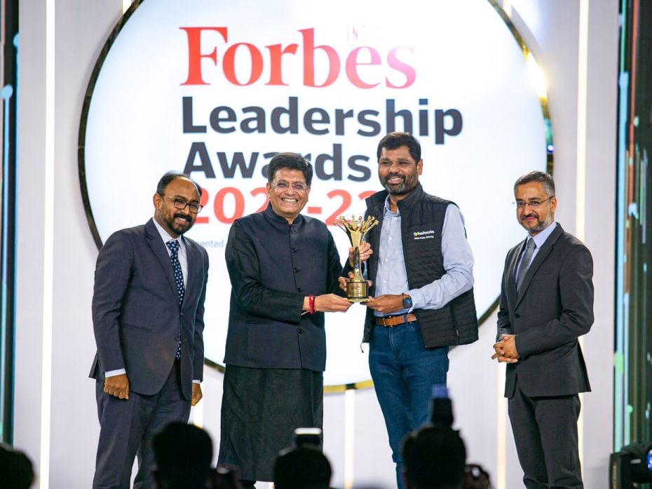 Union Minister Piyush Goyal gives away the Forbes India Leadership Awards 2022 flagship award of Ent