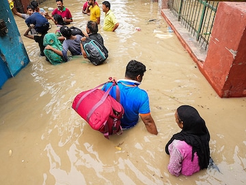 Delhi flood havoc: National capital sinks under Yamuna