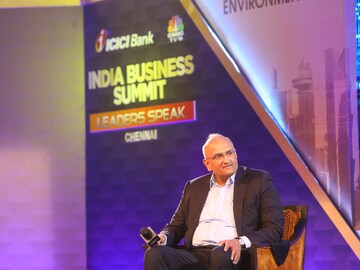 R. Dinesh in conversation with Latha Venkatesh